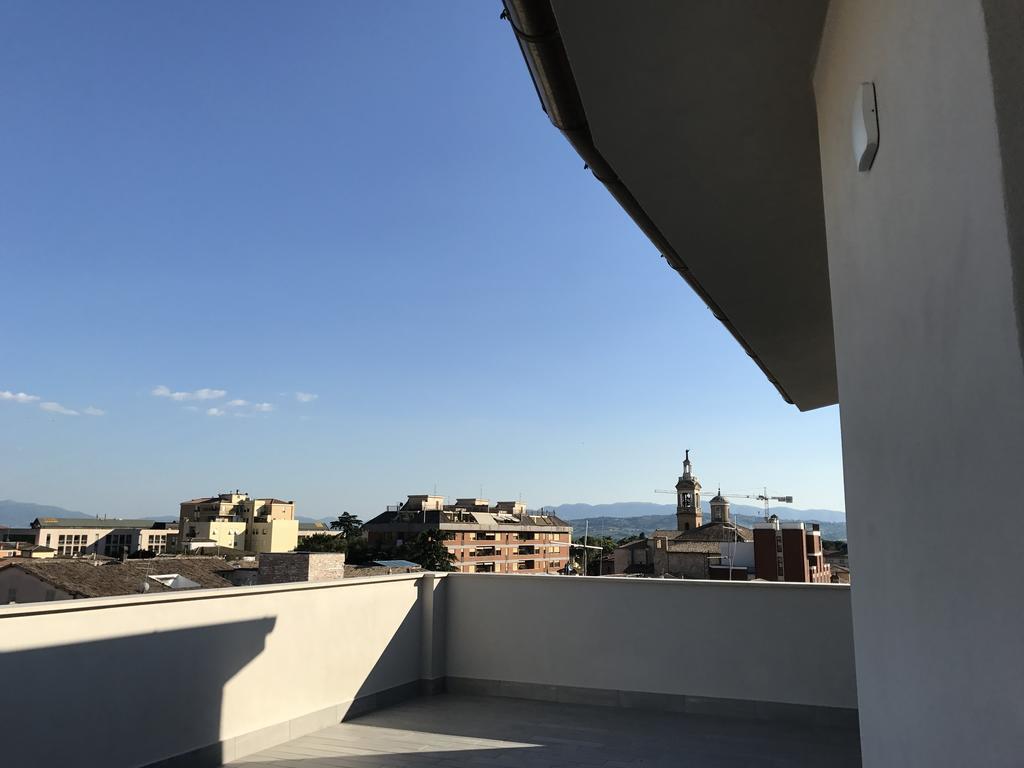 Il Nido - Miniattico Panoramico By Appartamentipetrucci Foligno Eksteriør billede